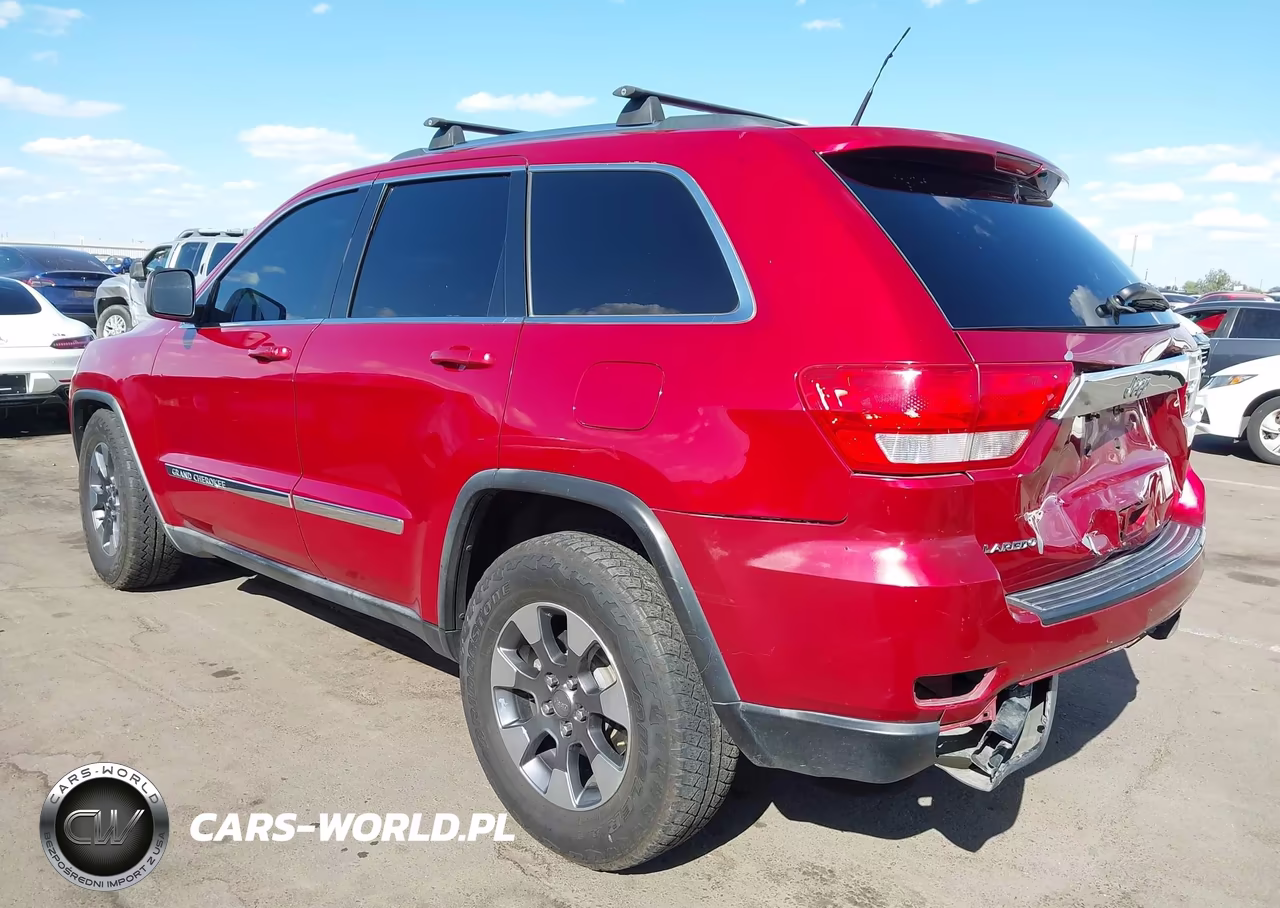 2011 Jeep Grand Cherokee Laredo VIN:1J4RS4GG9BC513612 - 3