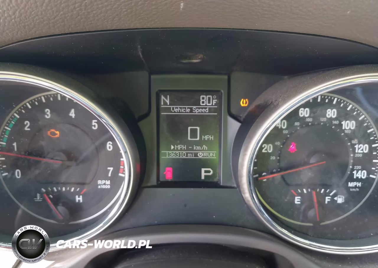 2011 Jeep Grand Cherokee Laredo VIN:1J4RS4GG9BC513612 - 7