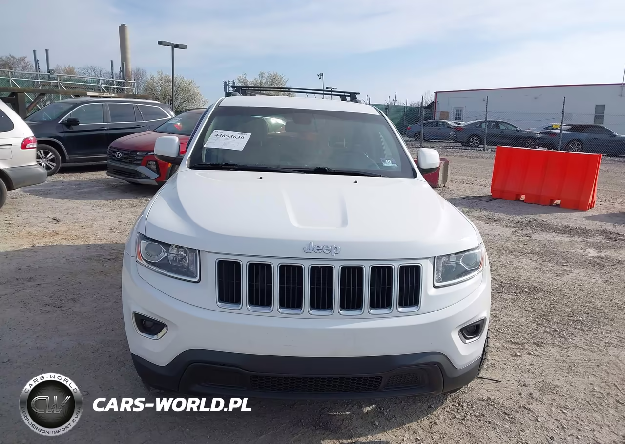 2014 Jeep Grand Cherokee Laredo VIN:1C4RJFAGXEC103936 - 12