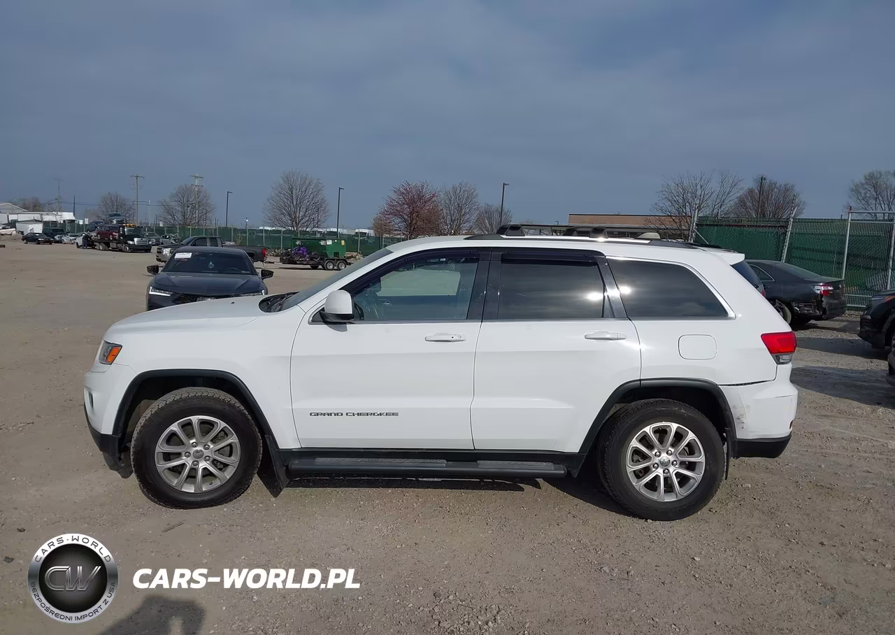 2014 Jeep Grand Cherokee Laredo VIN:1C4RJFAGXEC103936 - 14