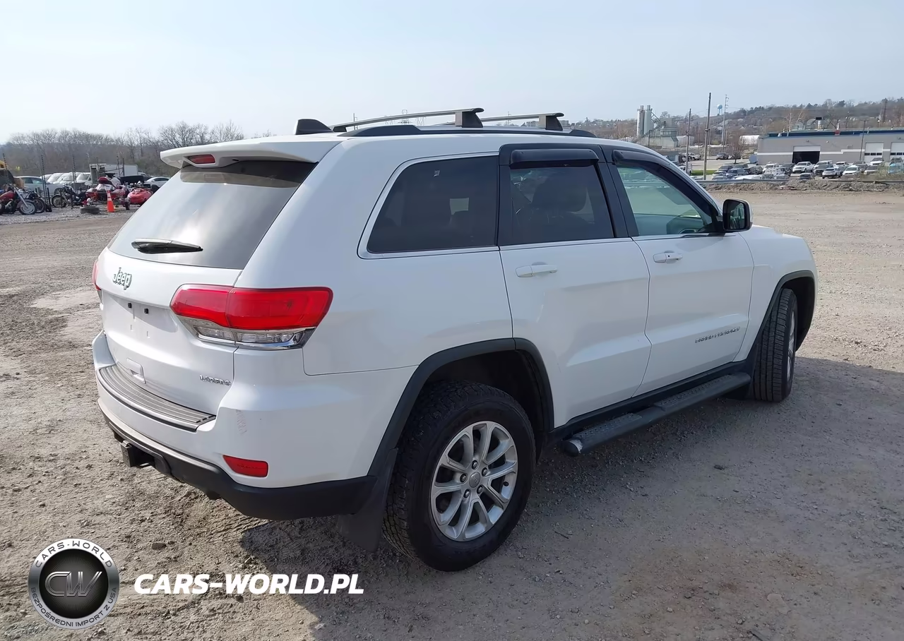 2014 Jeep Grand Cherokee Laredo VIN:1C4RJFAGXEC103936 - 4