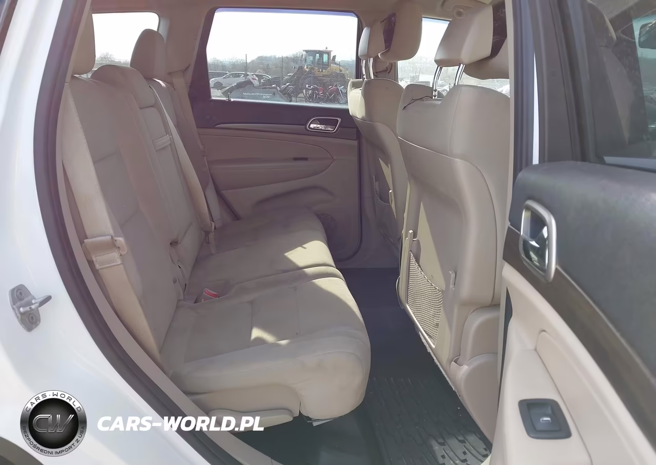 2014 Jeep Grand Cherokee Laredo VIN:1C4RJFAGXEC103936 - 8