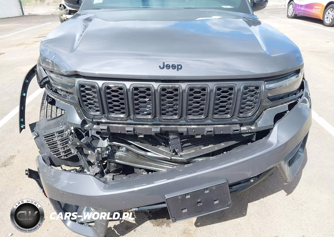 2025 Jeep Grand Cherokee Altitude X 4X4 VIN:1C4RJHAG2SC310733 - 17