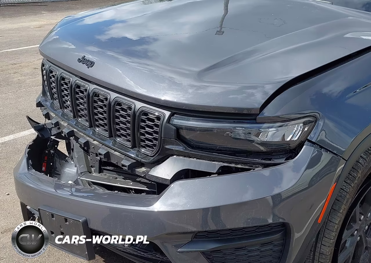 2025 Jeep Grand Cherokee Altitude X 4X4 VIN:1C4RJHAG2SC310733 - 18