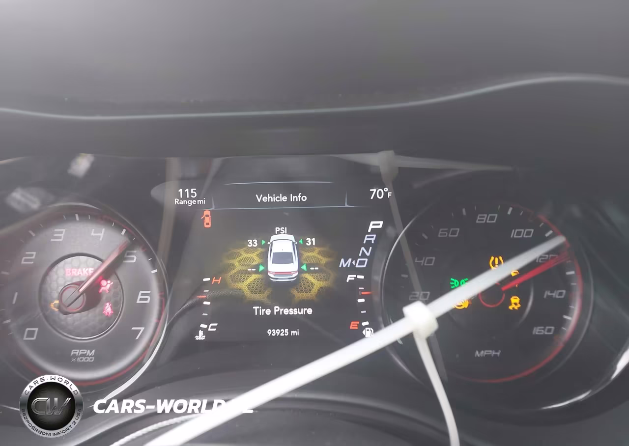 2020 Dodge Charger R-T Rwd VIN:2C3CDXCT3LH129709 - 16