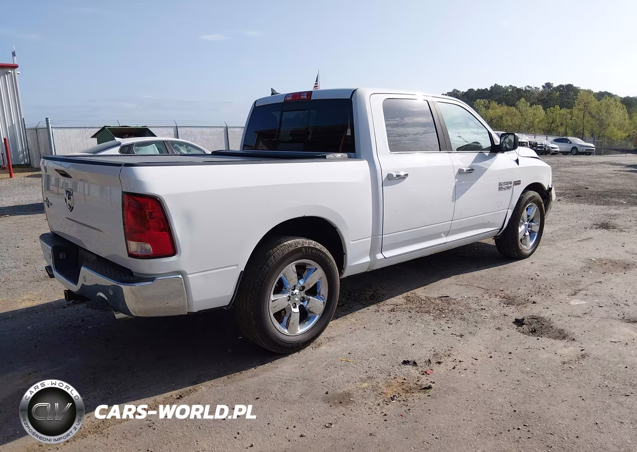 2016 Ram 1500 Lone Star VIN:1C6RR6LTXGS275063 - 4