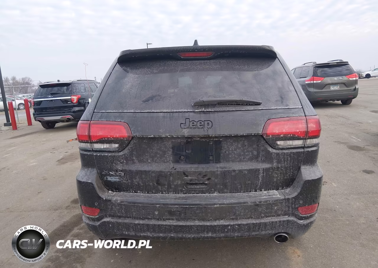 2018 Jeep Grand Cherokee Altitude 4X4 VIN:1C4RJFAG2JC401987 - 16