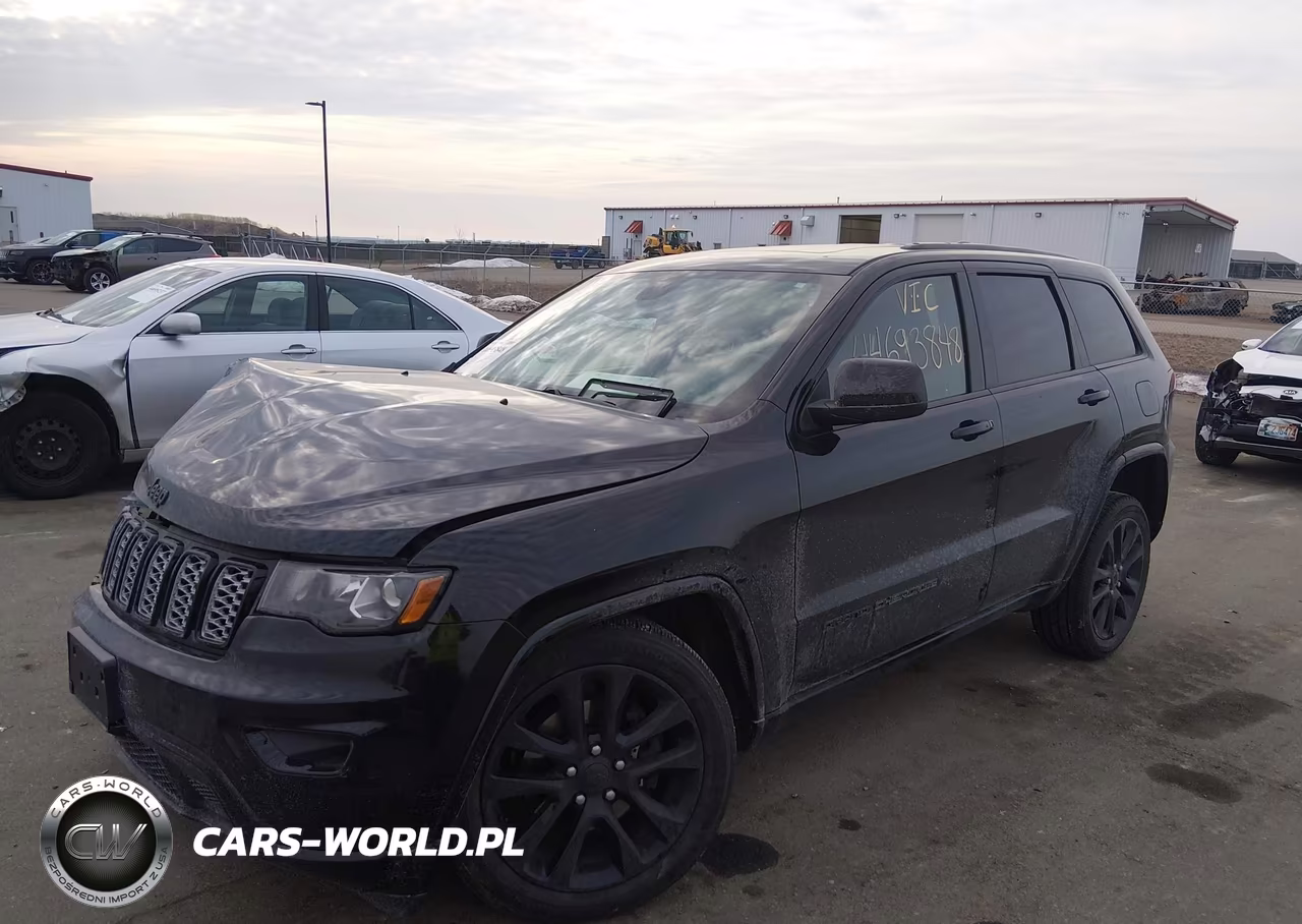 2018 Jeep Grand Cherokee Altitude 4X4 VIN:1C4RJFAG2JC401987 - 2