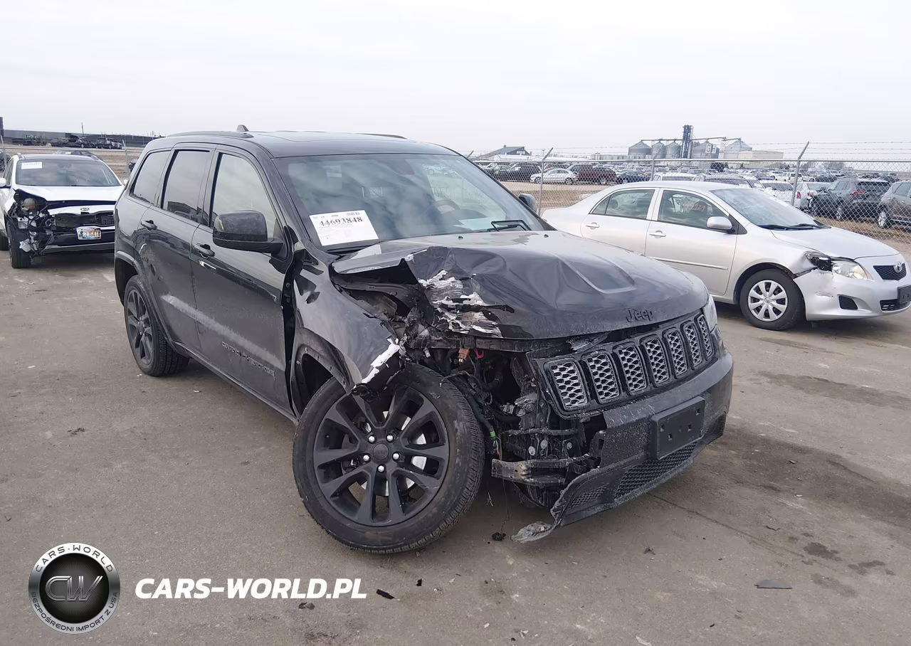 2018 Jeep Grand Cherokee Altitude 4X4 VIN:1C4RJFAG2JC401987 - 6