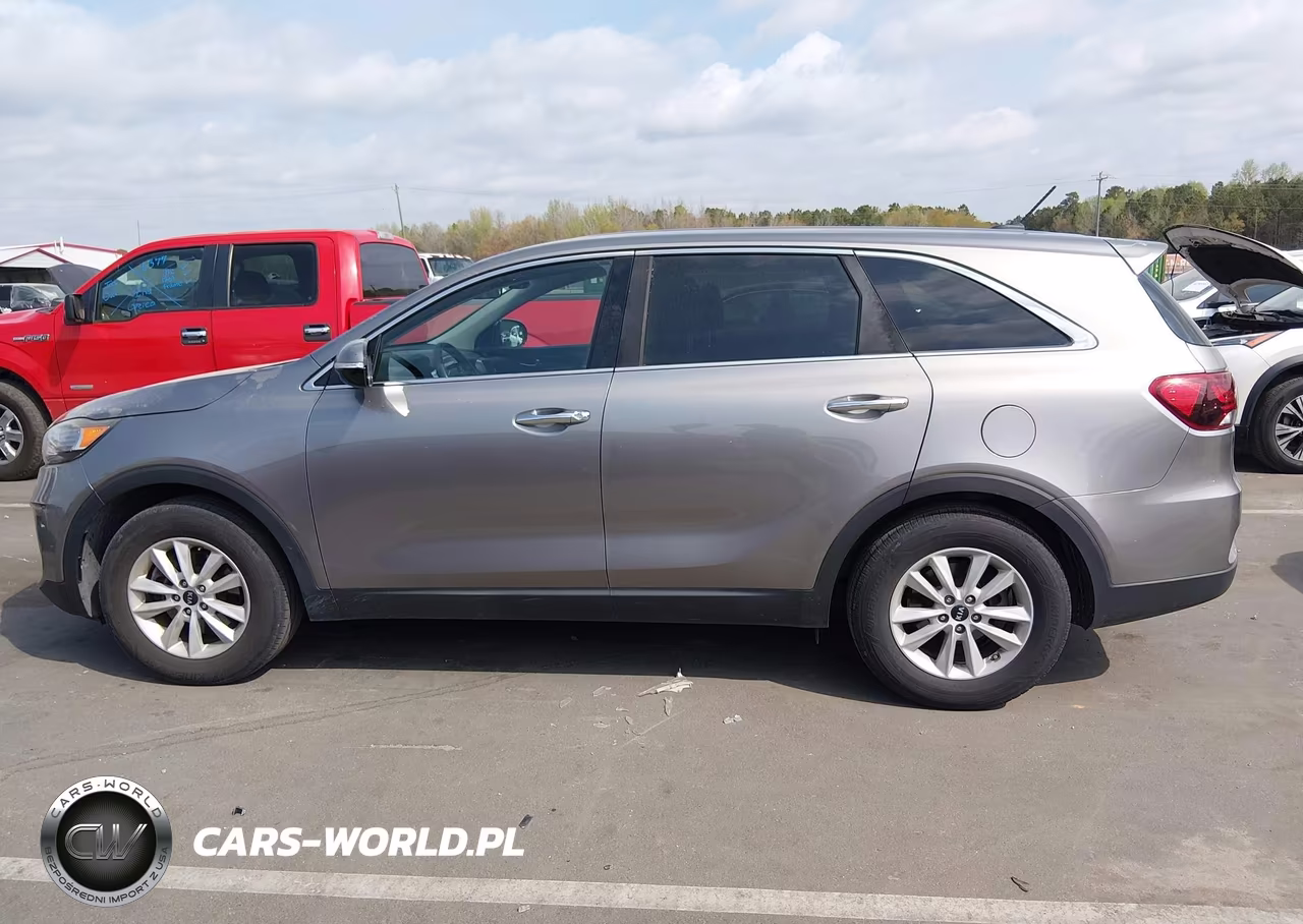 2019 Kia Sorento 2.4L L VIN:5XYPG4A39KG494091 - 14