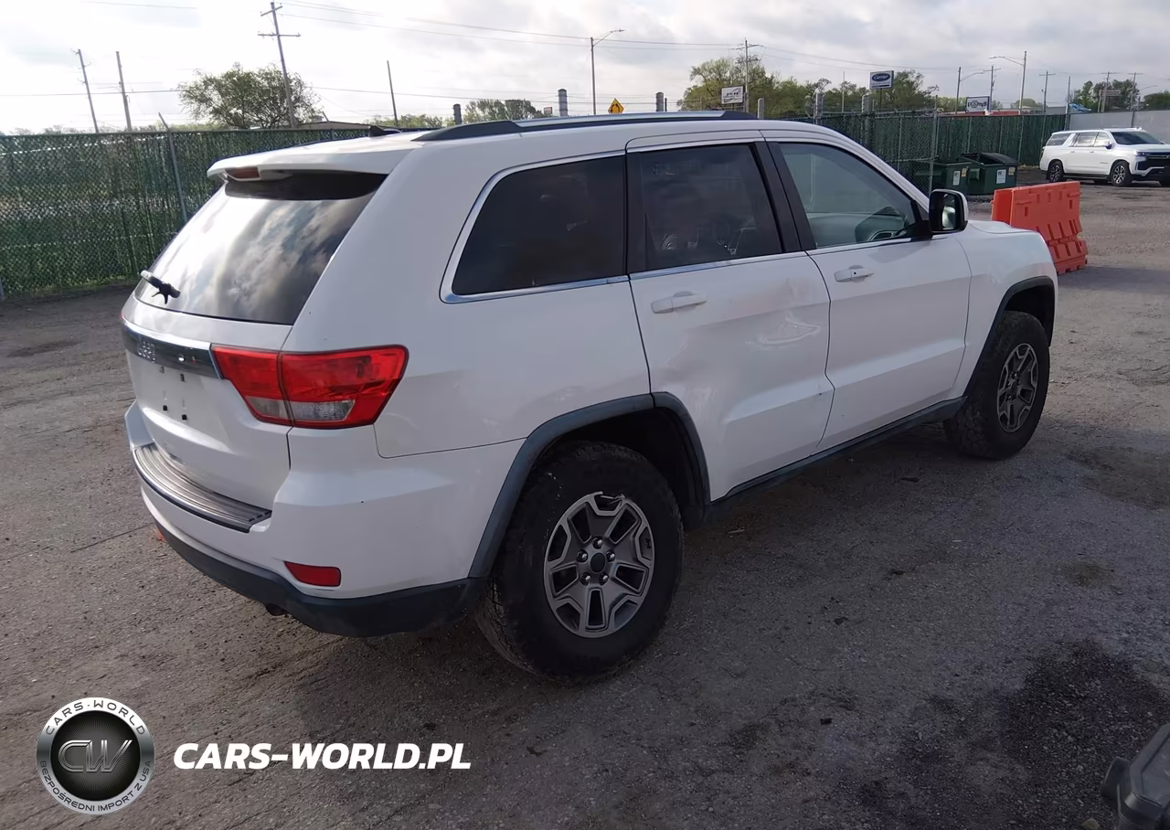 2011 Jeep Grand Cherokee Laredo VIN:1J4RS4GG6BC541254 - 4