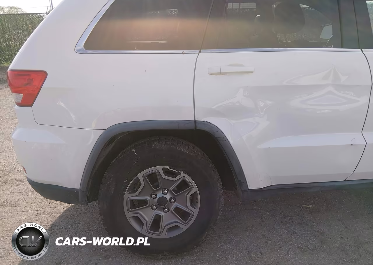 2011 Jeep Grand Cherokee Laredo VIN:1J4RS4GG6BC541254 - 6