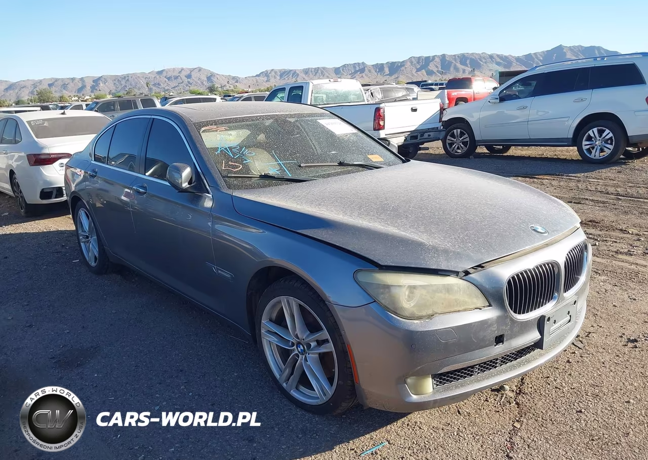 2012 BMW 750I