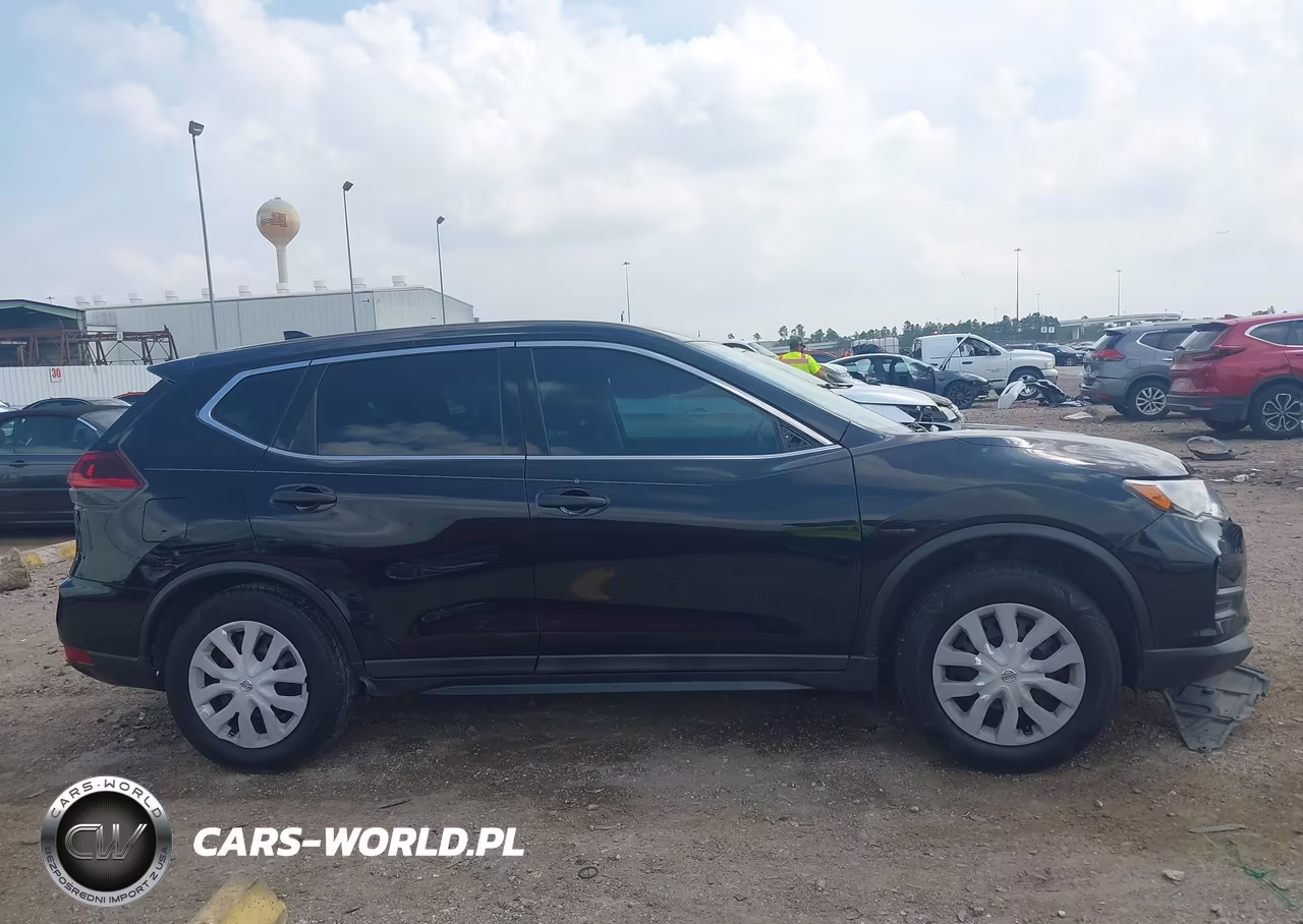 2018 Nissan Rogue S VIN:5N1AT2MT6JC749537 - 13
