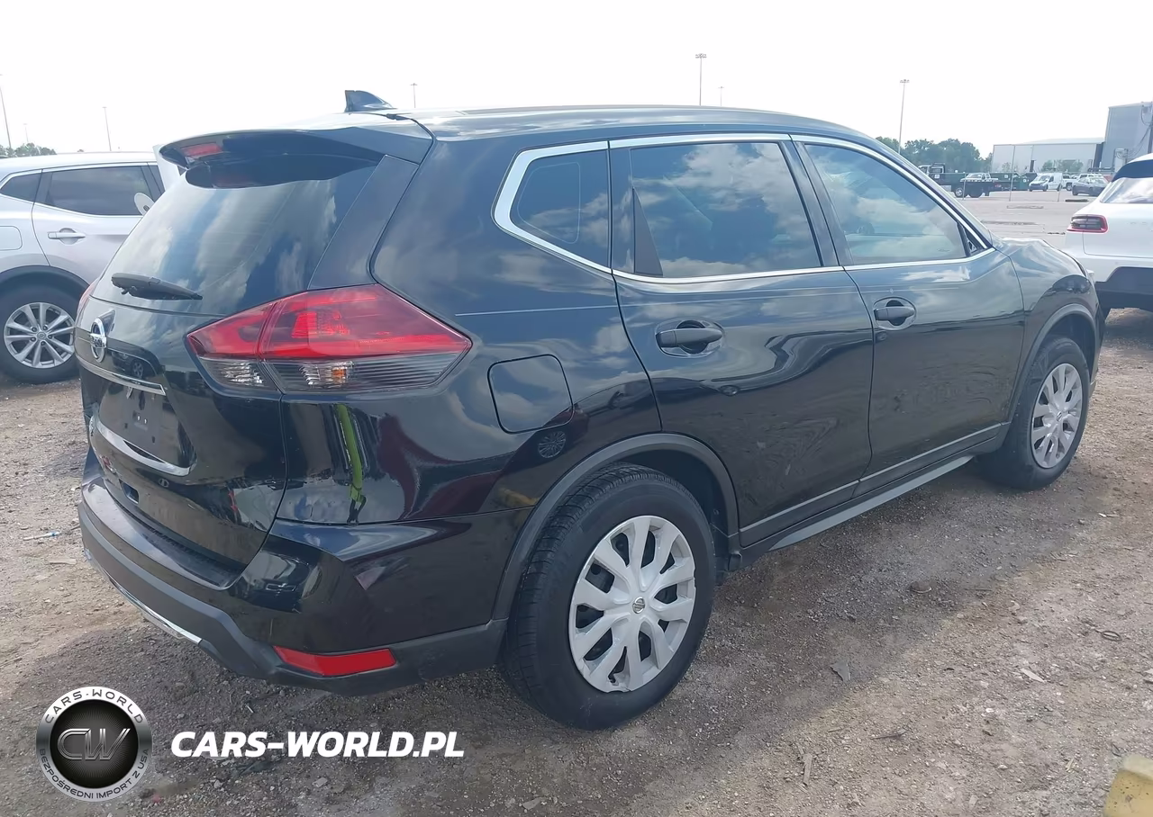 2018 Nissan Rogue S VIN:5N1AT2MT6JC749537 - 4