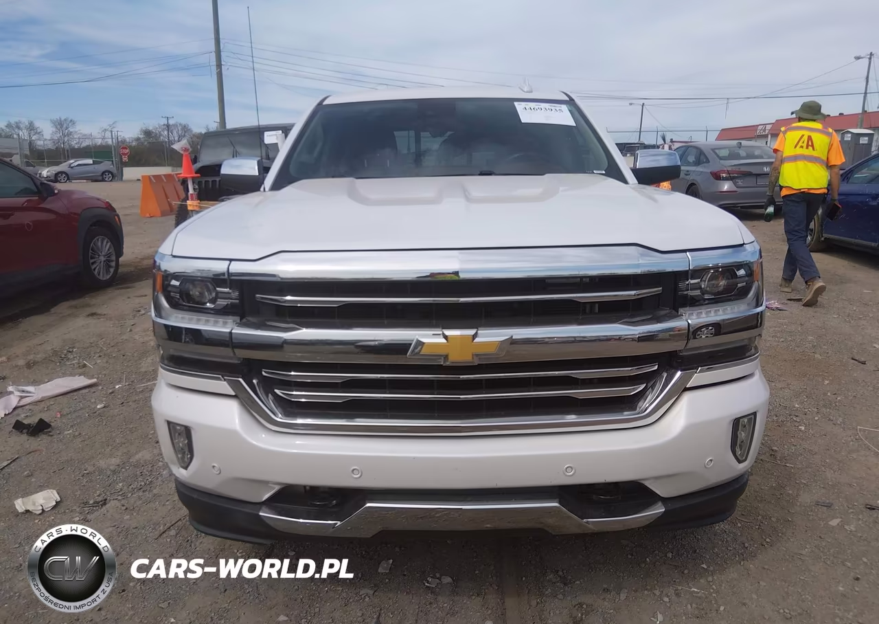 2018 Chevrolet Silverado 1500 High Country VIN:3GCUKTEC8JG109853 - 12