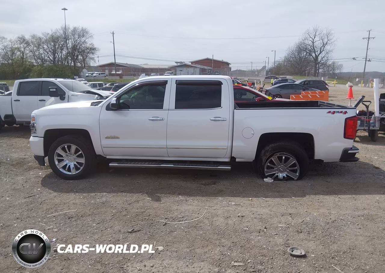 2018 Chevrolet Silverado 1500 High Country VIN:3GCUKTEC8JG109853 - 14