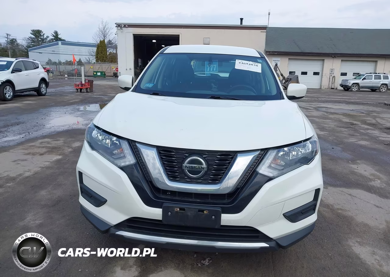 2018 Nissan Rogue S VIN:5N1AT2MV9JC789693 - 13