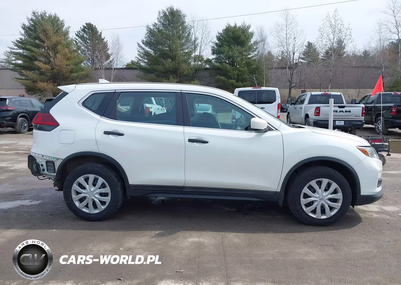 2018 Nissan Rogue S VIN:5N1AT2MV9JC789693 - 14