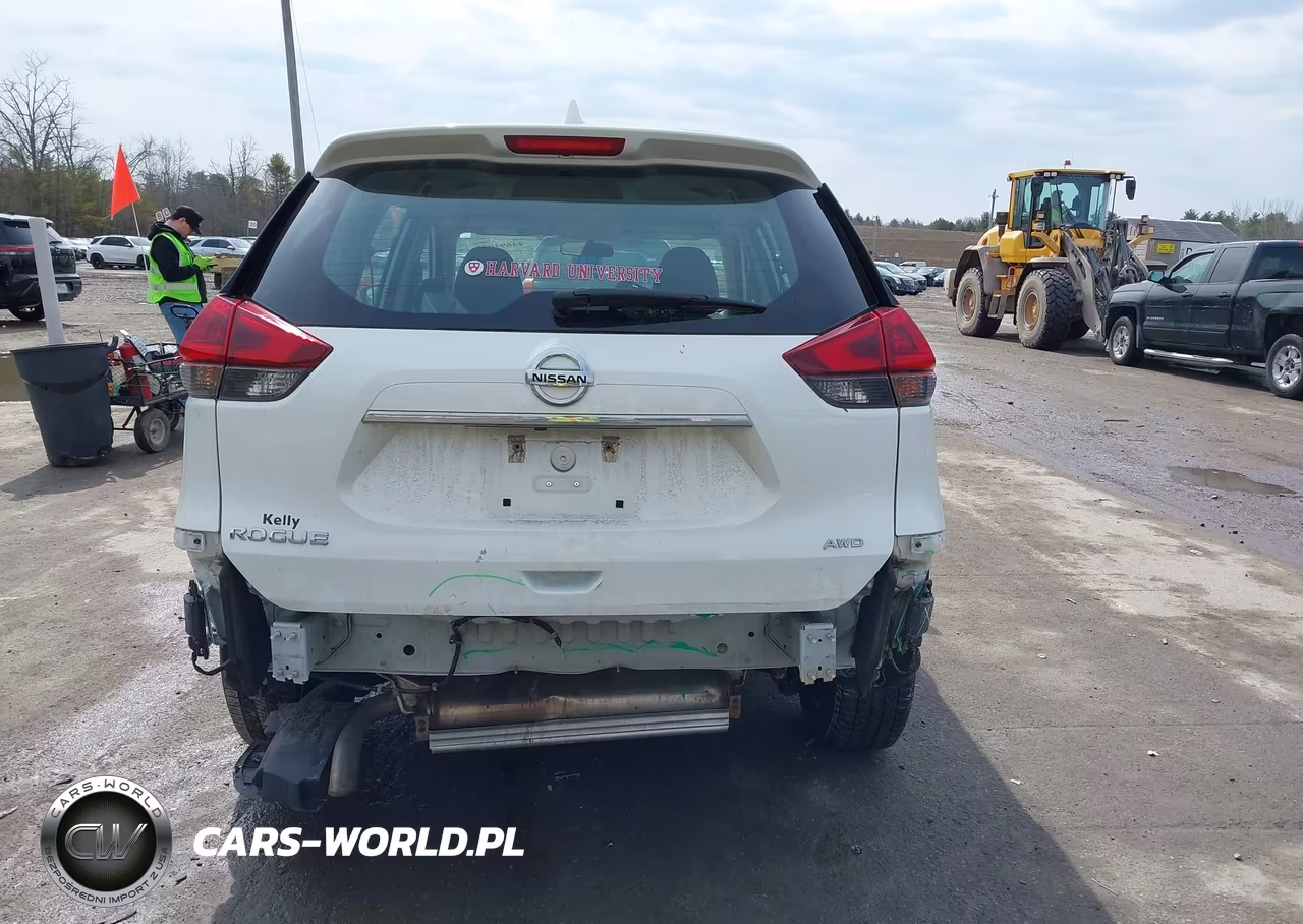 2018 Nissan Rogue S VIN:5N1AT2MV9JC789693 - 17