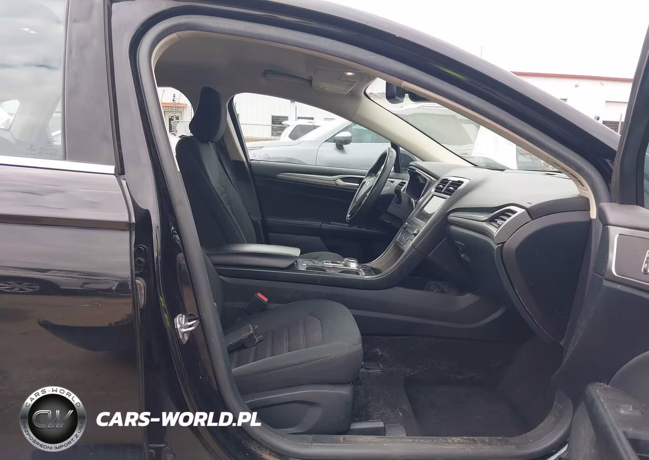 2020 Ford Fusion Se VIN:3FA6P0HD1LR103497 - 5