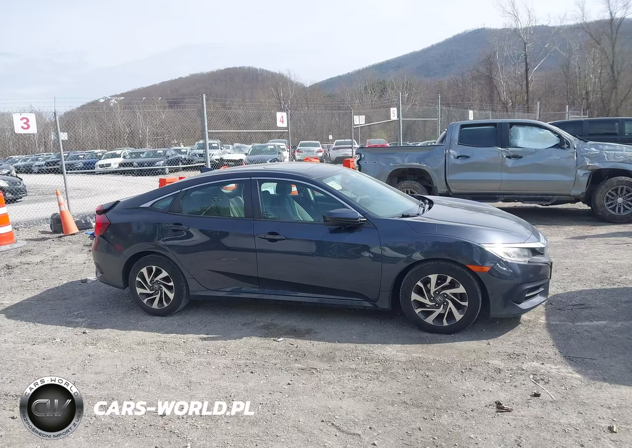 2018 Honda Civic Ex VIN:2HGFC2F75JH562329 - 13