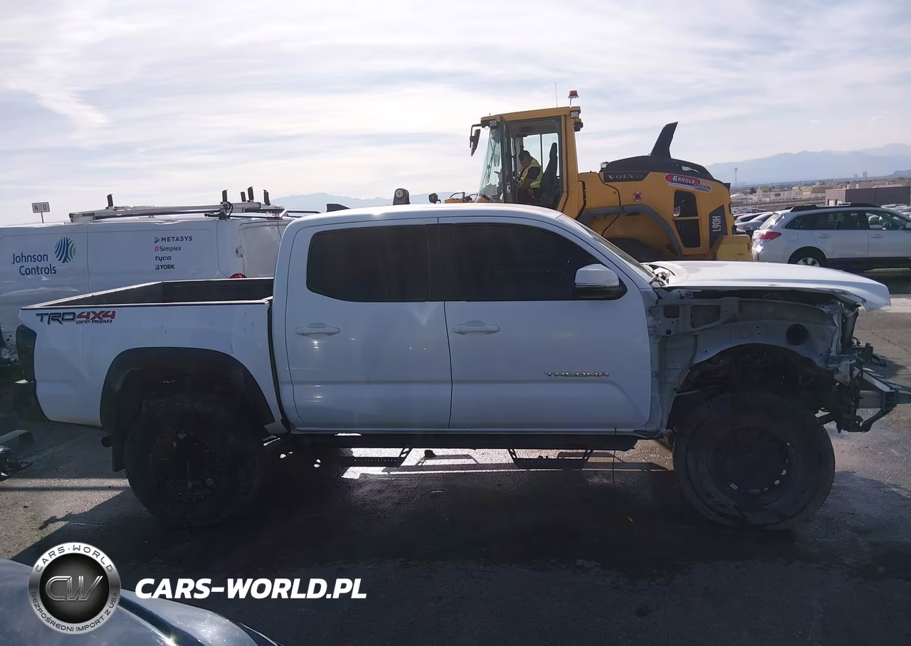 2016 Toyota Tacoma Trd Off Road VIN:3TMCZ5AN6GM012820 - 14