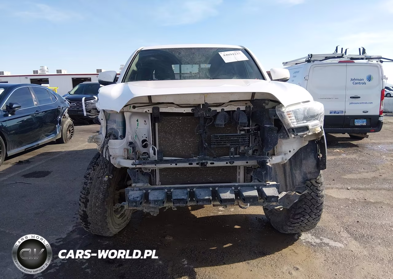 2016 Toyota Tacoma Trd Off Road VIN:3TMCZ5AN6GM012820 - 18