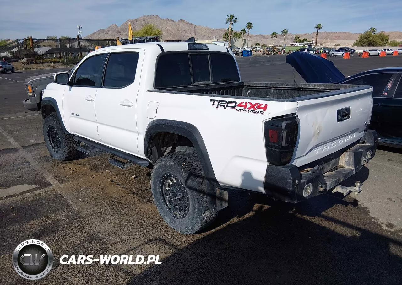 2016 Toyota Tacoma Trd Off Road VIN:3TMCZ5AN6GM012820 - 3