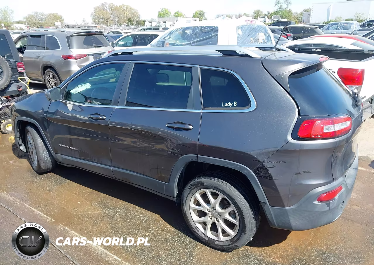 2015 Jeep Cherokee Latitude VIN:1C4PJLCB2FW707844 - 13