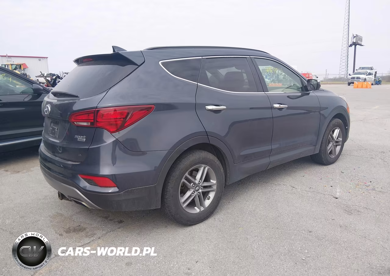 2017 Hyundai Santa Fe Sport 2.4L VIN:5NMZUDLB5HH026685 - 4