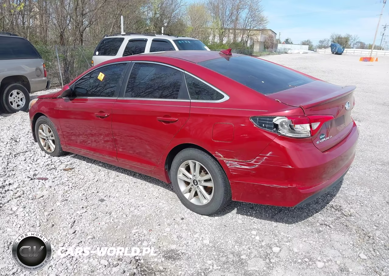 2015 Hyundai Sonata Se VIN:5NPE24AF3FH232680 - 3