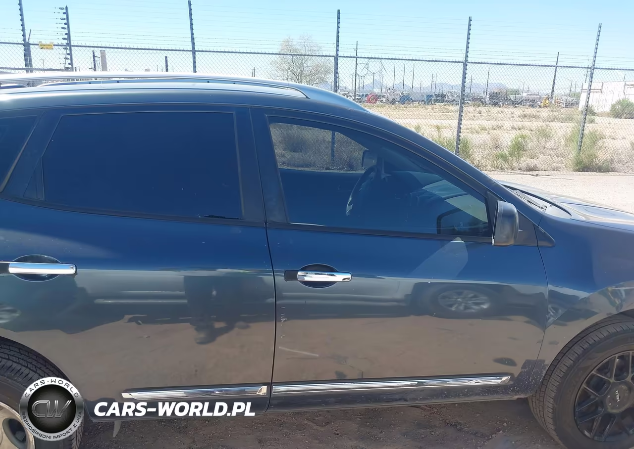 2015 Nissan Rogue Select S VIN:JN8AS5MV2FW258905 - 14