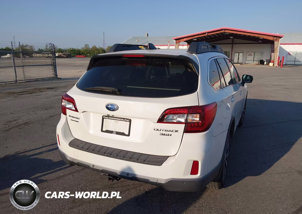 2017 Subaru Outback 3.6R Limited VIN:4S4BSENC4H3205281 - 4