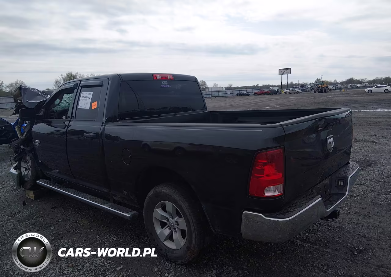 2019 Ram 1500 Classic Tradesman 4X2 6'4 Box VIN:1C6RR6FG8KS552669 - 3