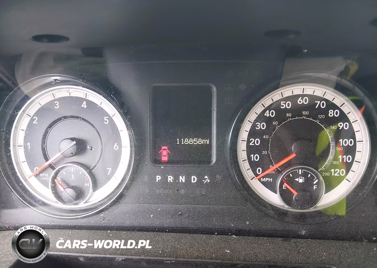2019 Ram 1500 Classic Tradesman 4X2 6'4 Box VIN:1C6RR6FG8KS552669 - 7
