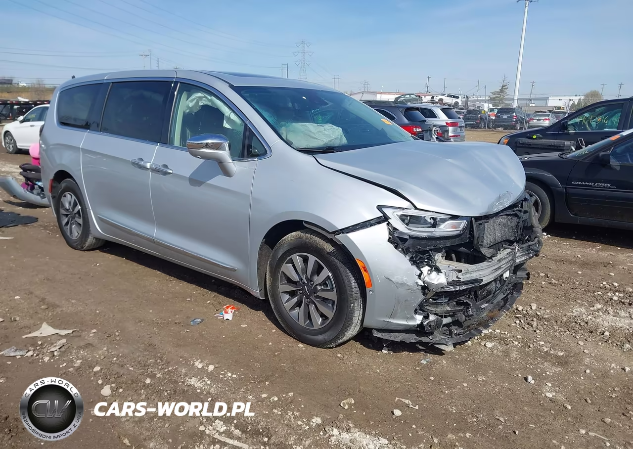 2022 Chrysler Pacifica Hybrid Limited