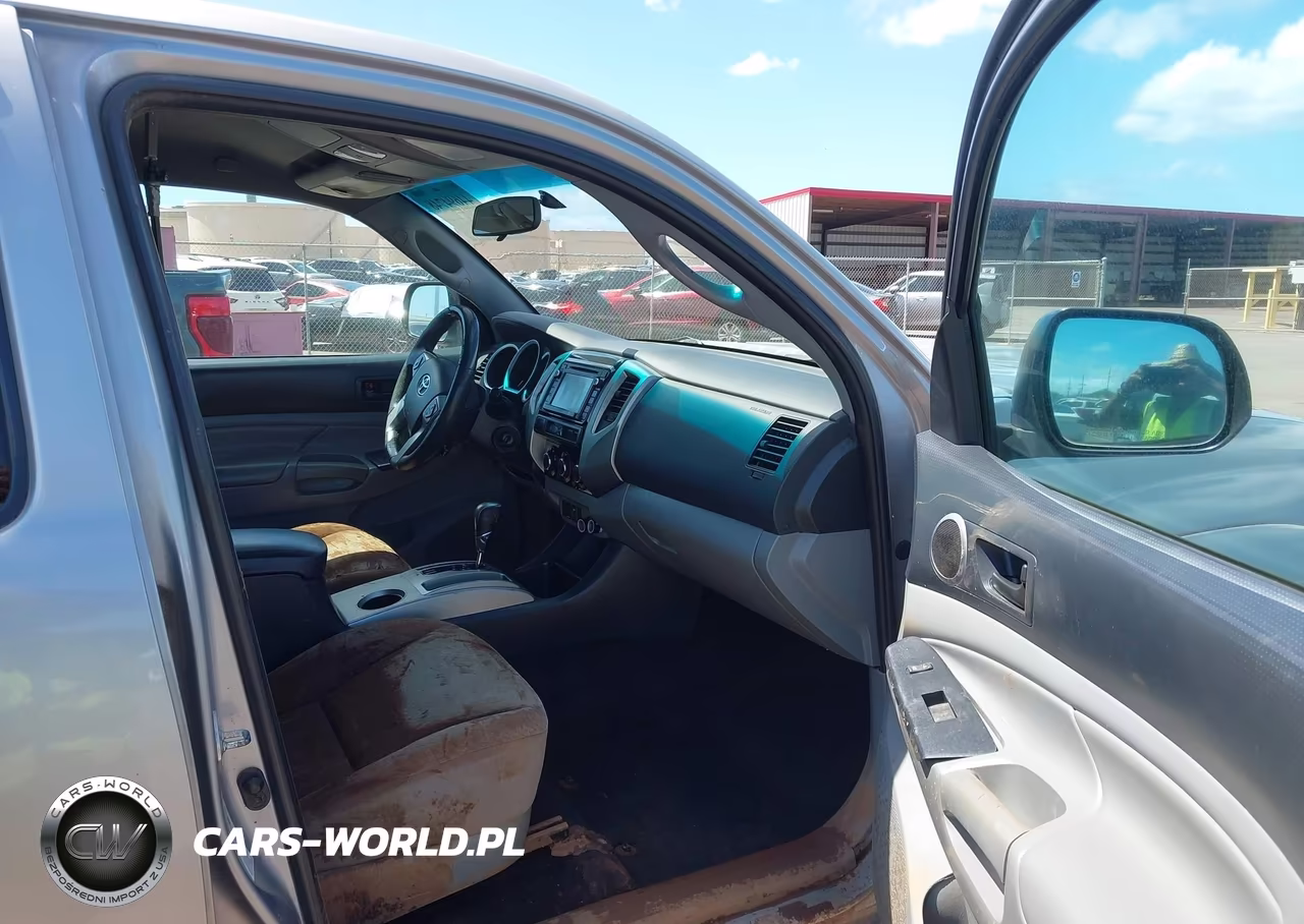 2014 Toyota Tacoma Prerunner V6 VIN:3TMJU4GNXEM166936 - 5