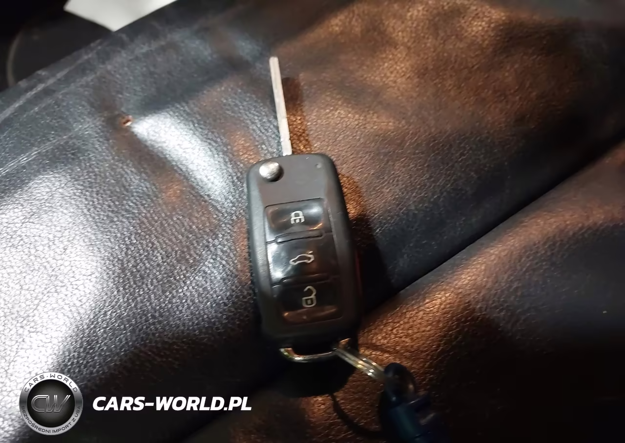 2011 Volkswagen Gti 2-Door Autobahn VIN:WVWFV7AJ8BW213340 - 11