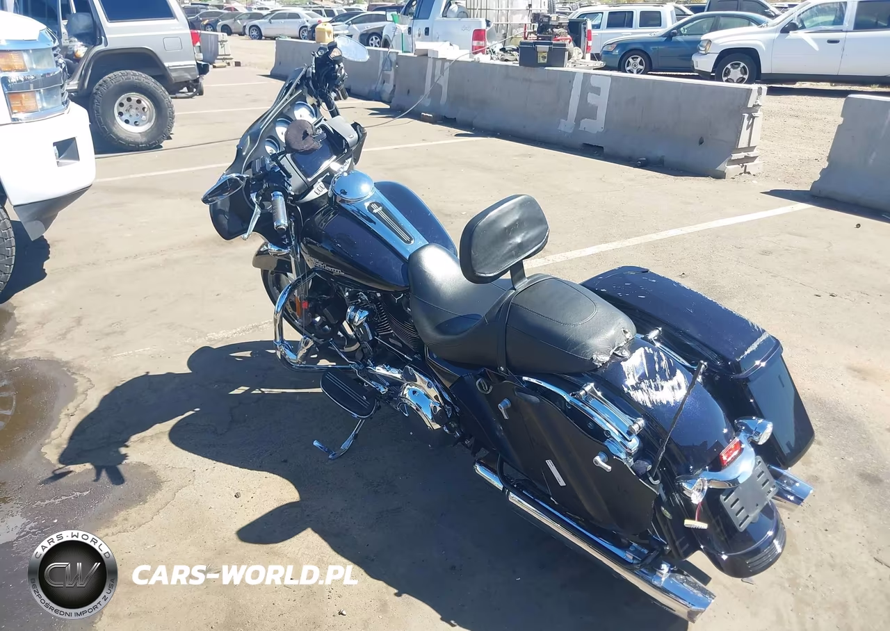 2020 Harley-Davidson Flhx VIN:1HD1KBC13LB666355 - 3