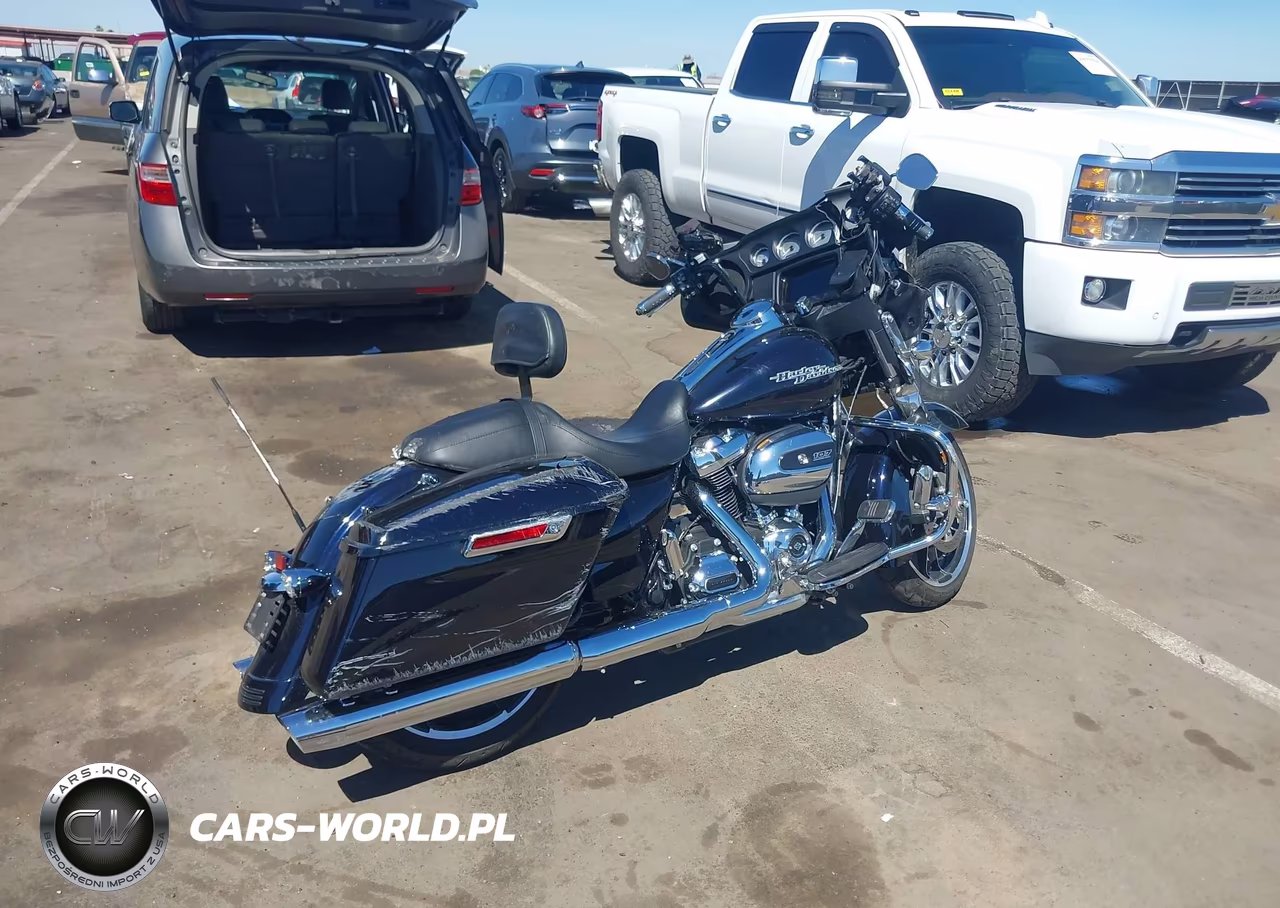 2020 Harley-Davidson Flhx VIN:1HD1KBC13LB666355 - 4