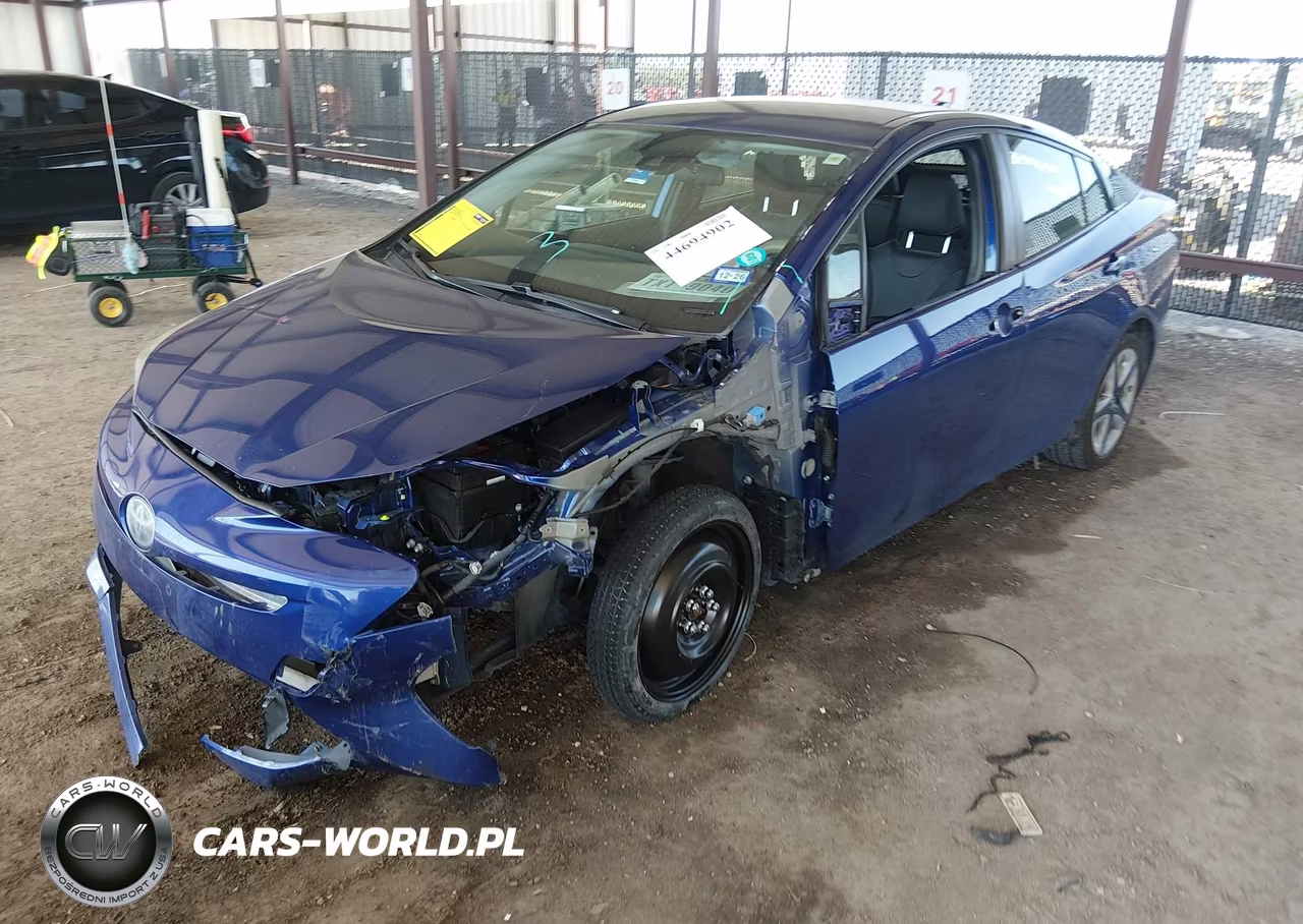 2017 Toyota Prius Three Touring VIN:JTDKARFUXH3532032 - 2