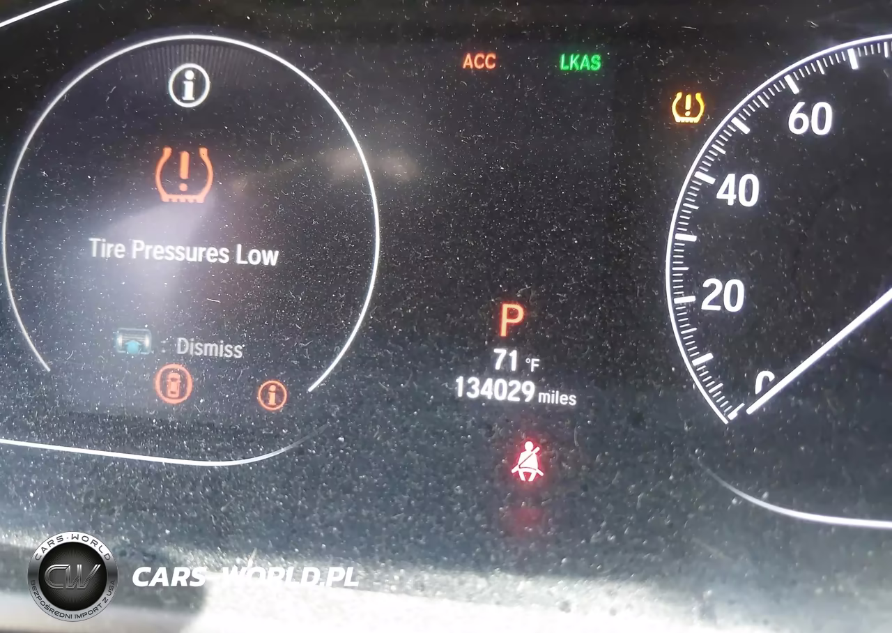 2018 Honda Accord Sport VIN:1HGCV1F35JA250725 - 15