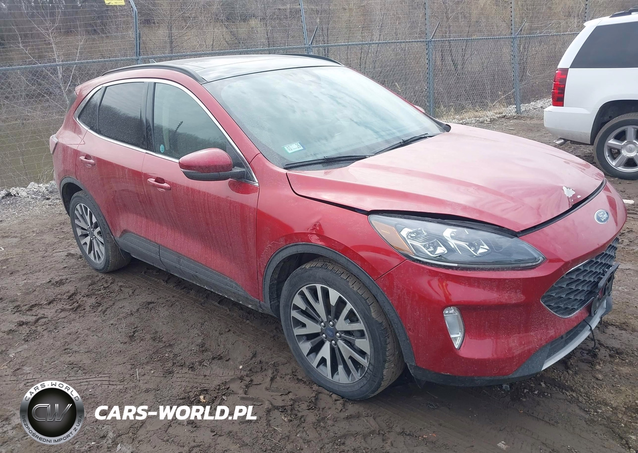 2020 Ford Escape Titanium