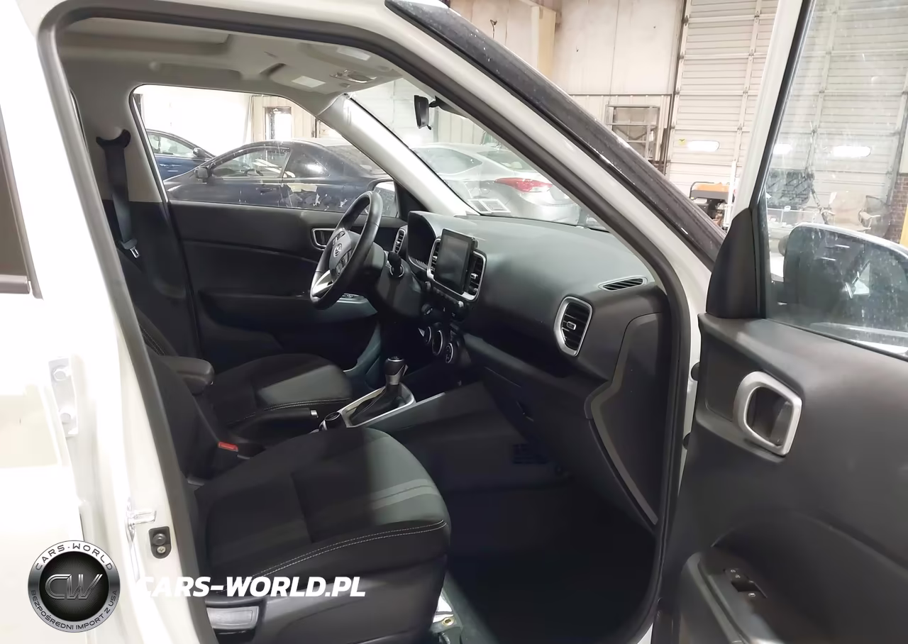 2024 Hyundai Venue Sel VIN:KMHRC8A34RU327153 - 5