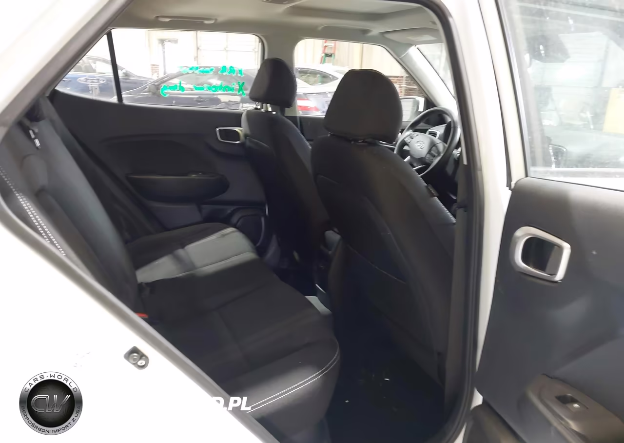 2024 Hyundai Venue Sel VIN:KMHRC8A34RU327153 - 8
