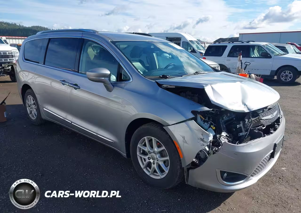 2020 Chrysler Pacifica Touring L