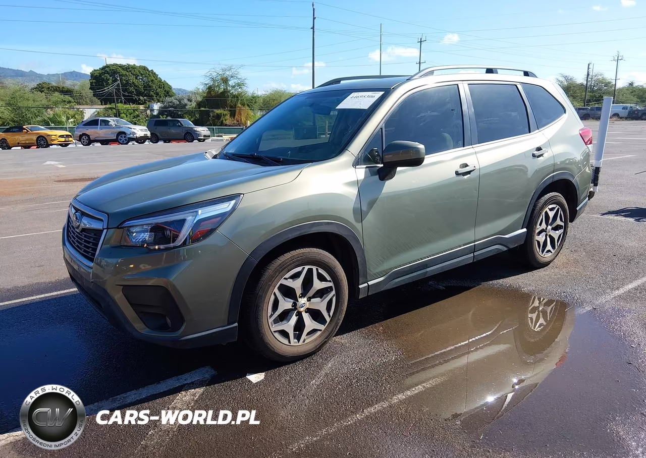 2021 Subaru Forester Premium VIN:JF2SKAJCXMH424361 - 2