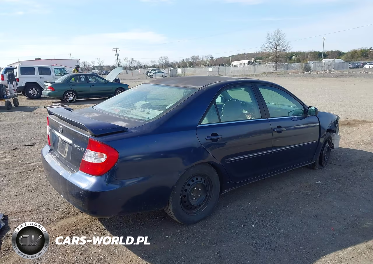 2003 Toyota Camry Xle VIN:4T1BE30K53U177777 - 4