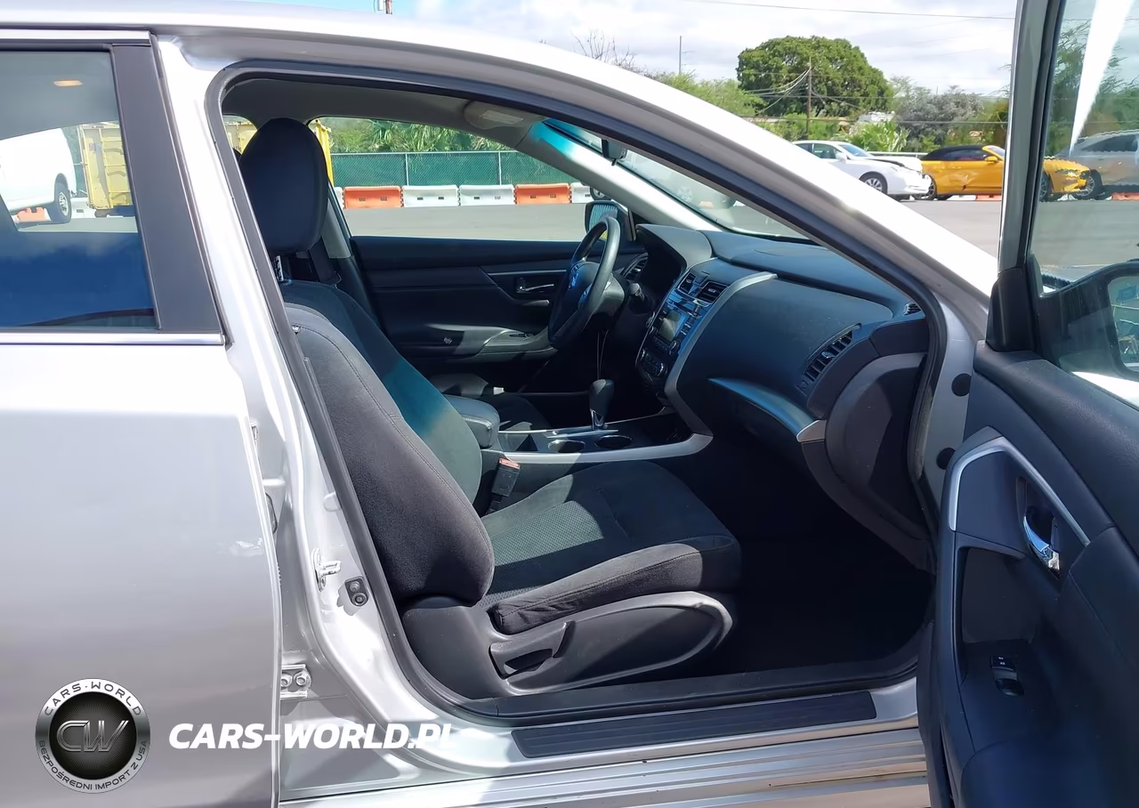 2015 Nissan Altima 2.5 S VIN:1N4AL3AP9FC464622 - 5
